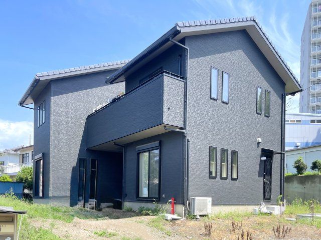 Modern 4-Bedroom House in Takasaki with Renovation Package - Thumbnail 2
