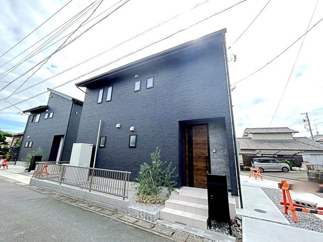 3LDK All-Electric Home for Sale in Hamamatsu, Shizuoka - Thumbnail 2