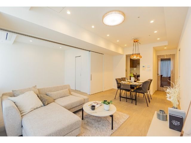 Park Court Akasaka The Tower 11F 2LDK Apartment for Sale - Thumbnail 3