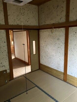 Large 8SLDK House on 4244 sqm Land in Shiwa Town, Iwate - Thumbnail 3
