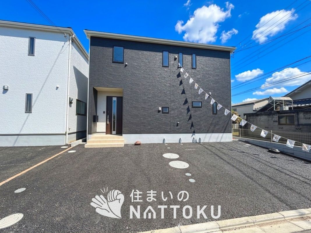 New 3LDK House for Sale in Wakayama City, Wakayama Prefecture - Thumbnail 2