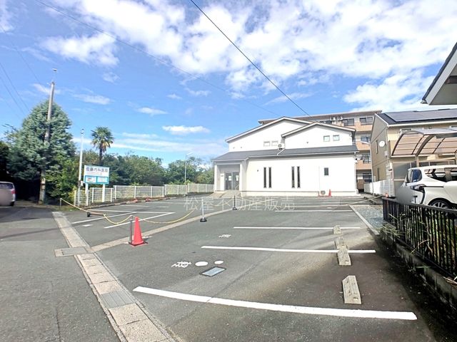 4LDK House in Hamamatsu Chuo Ward with Garden Space - Thumbnail 2