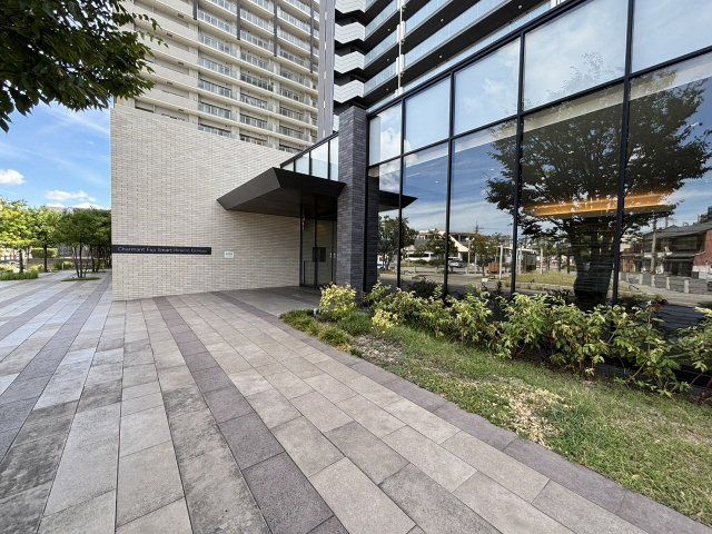 3LDK Apartment near Hineno Station, Izumisano, Osaka - Thumbnail 2