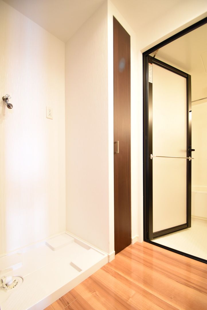 3LDK Apartment for Sale in Chuo-ku, Kumamoto City - 77.15 sqm - Thumbnail 2