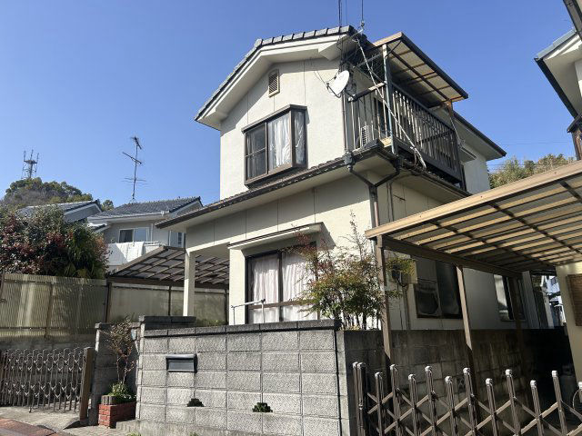 5DK House for Sale in Matsuyama with Parking - Thumbnail 3
