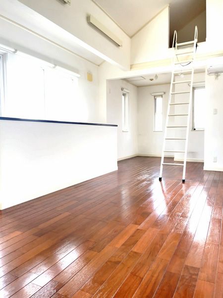 1LDK Custom Home in Den-en-chofu, Ota-ku, Tokyo - Thumbnail 2