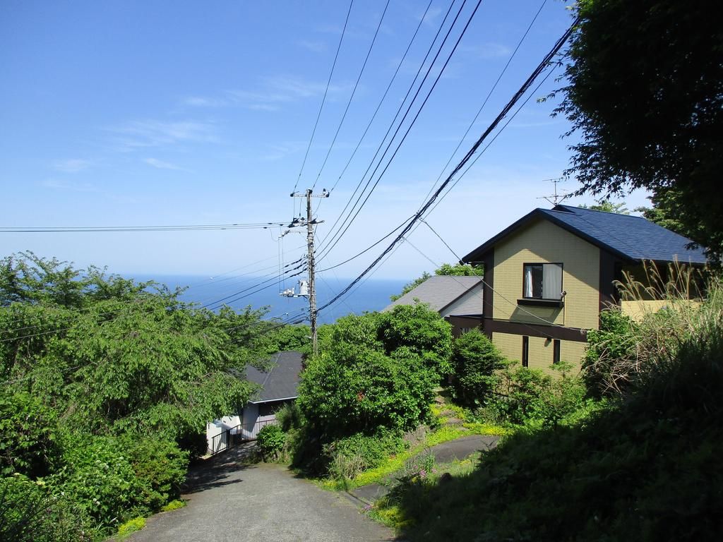 4LDK House for Sale in Ito, Shizuoka with 398 sqm Land - Thumbnail 2