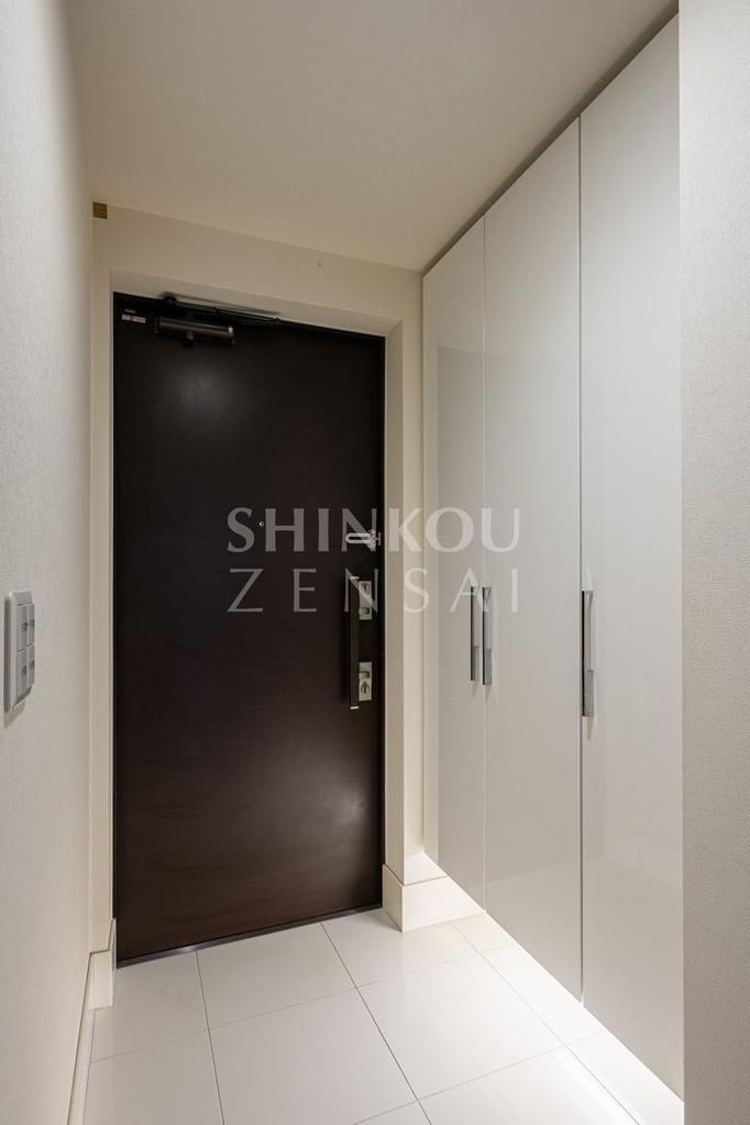 4LDK Apartment in Nonoichi, Ishikawa | Urban City Mikyozuka - Thumbnail 2