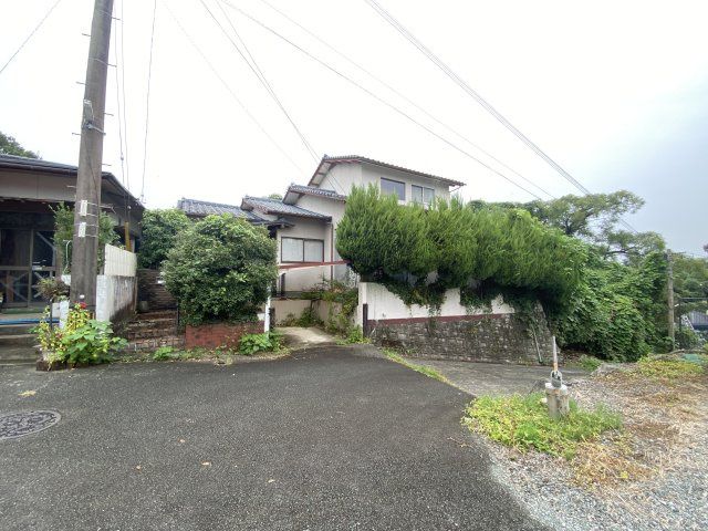 5LDK House for Sale in Kumamoto Kita Ward with Large Garden Plot - Thumbnail 3