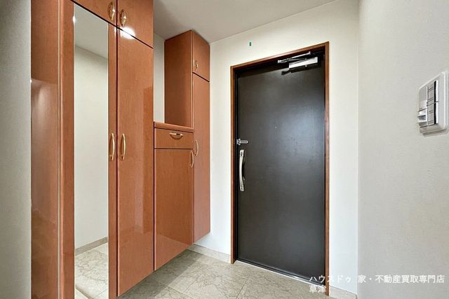 Renovated 4LDK Apartment Near JR Seta Station, Otsu - Thumbnail 2