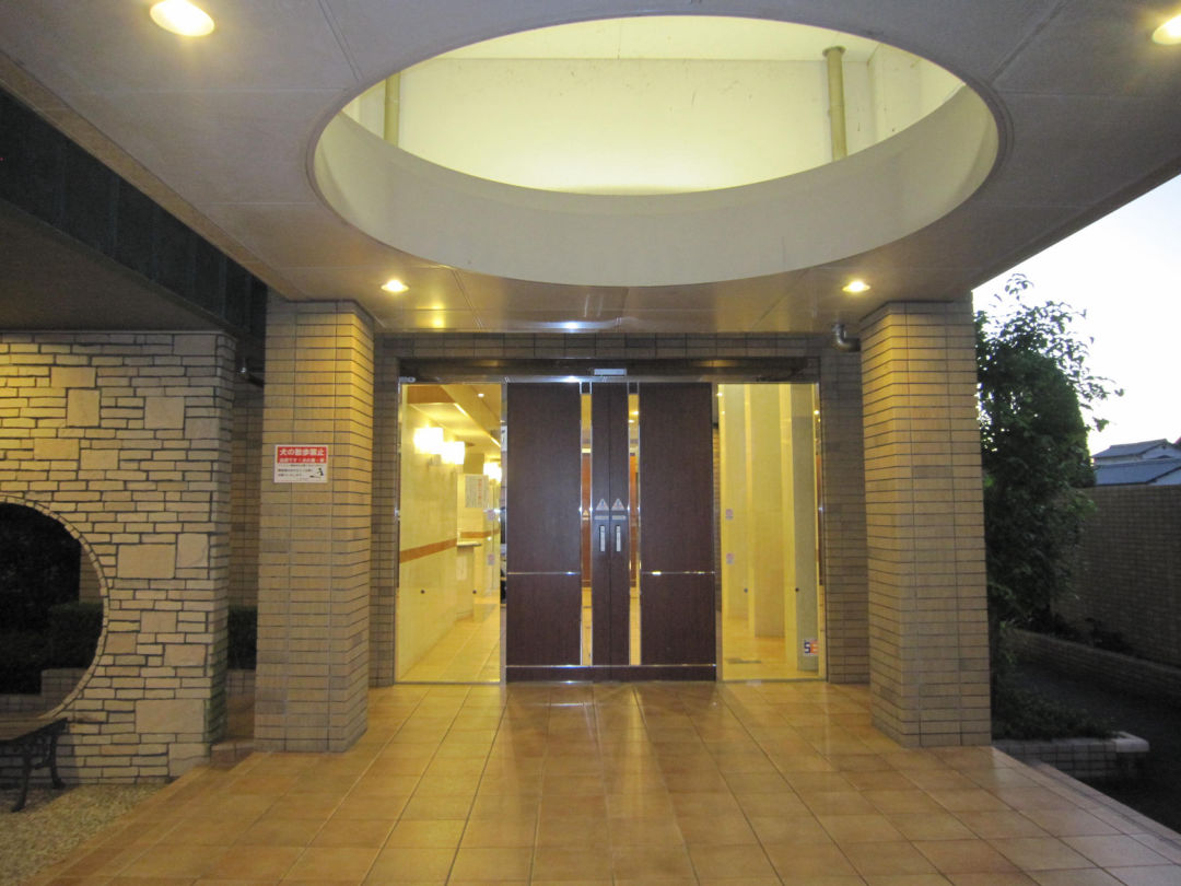 3LDK Apartment in Matsuyama with Balcony - Thumbnail 2