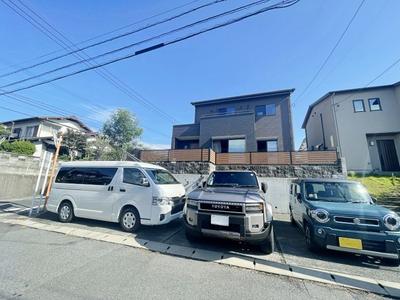 4LDK House in Kitakyushu with Garden and Parking — Image 1, Nakama, Fukuoka