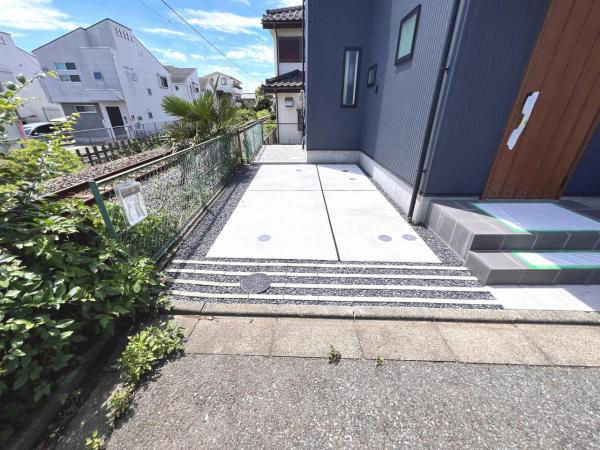 2LDK House in Fussa City with Garden and Balcony - Thumbnail 4