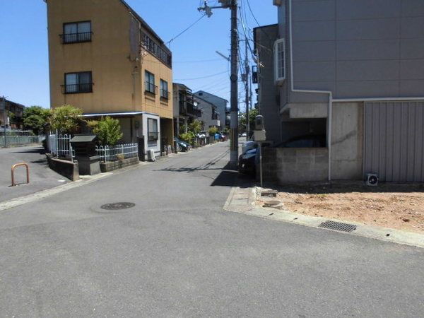 Land for Sale in Yamashina Ward, Kyoto - 78.41 sqm Corner Lot - Thumbnail 2