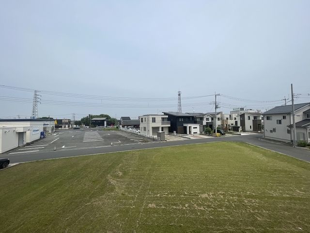 4LDK Family Home in Kounosu with 130㎡ Living Space - Thumbnail 2