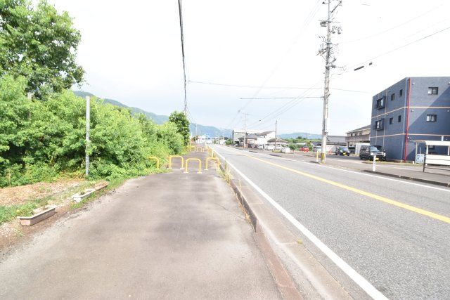 Vacant Land for Sale in Kirishima, Kagoshima - 623.59 sqm Plot - Thumbnail 2