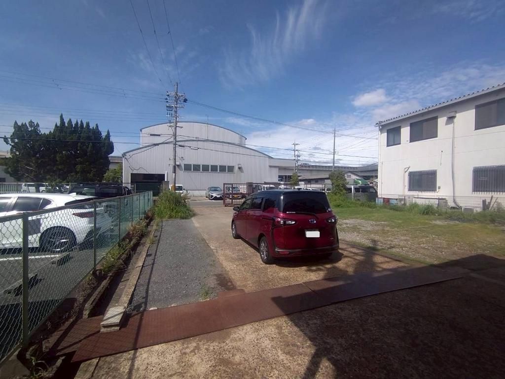 Land for Sale in Kumiyama, Kyoto - 608.49 sqm Industrial Zone Plot - Thumbnail 3