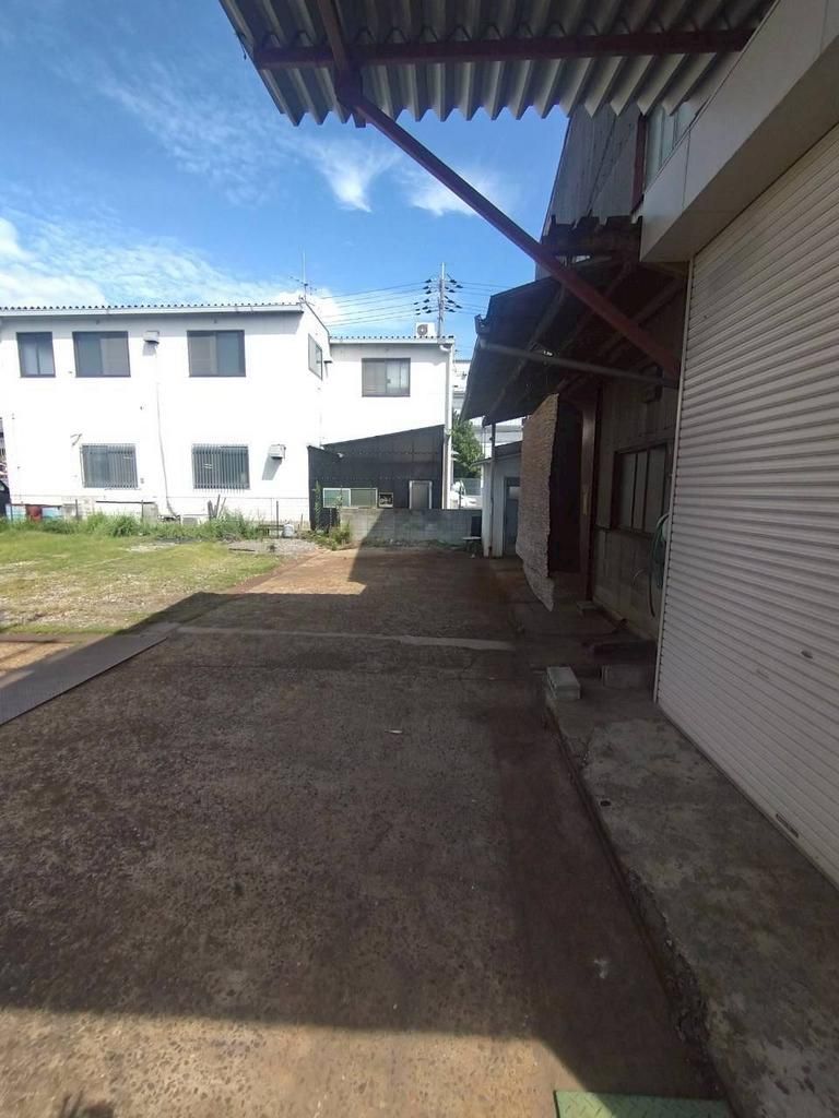Land for Sale in Kumiyama, Kyoto - 608.49 sqm Industrial Zone Plot - Thumbnail 2