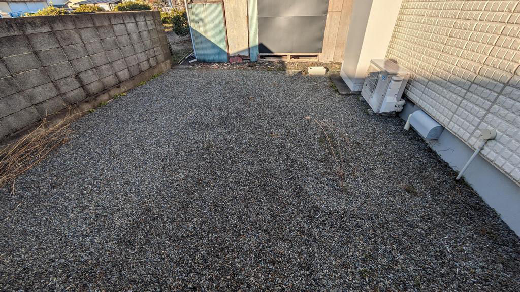 2LDK House in Shizuoka City with Solar Panels - Thumbnail 2