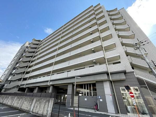 4LDK Apartment for Sale Near Takadashi Station, Yamatotakada - Thumbnail 2