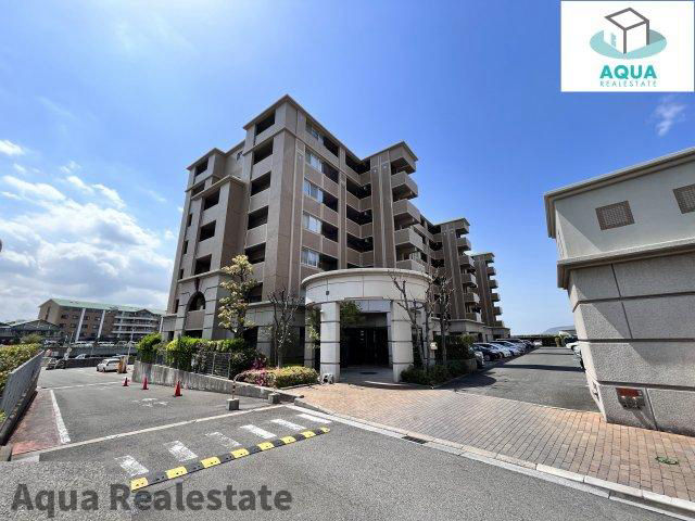 3LDK Apartment in Takamatsu with Balcony - Thumbnail 2
