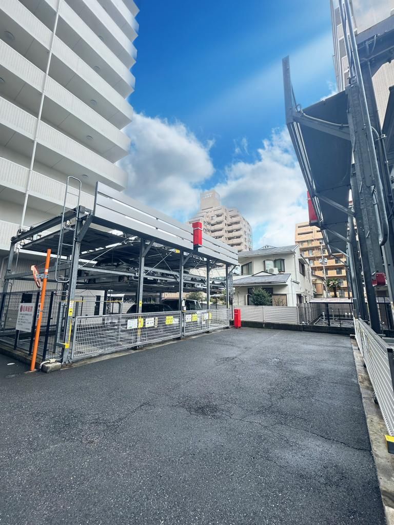 Green Miyuki Takasaki 8F 3LDK Apartment for Sale Near JR Station - Thumbnail 2