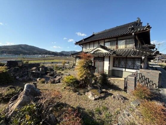8SDK Wooden House with Farmland for Sale in Maniwa, Okayama - Thumbnail 2