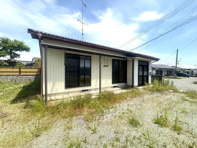 Renovated 3DK Single-Story House for Sale in Ishinomaki - Thumbnail 2