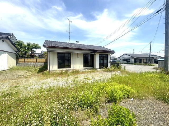 Renovated 3DK Single-Story House for Sale in Ishinomaki - Image 1