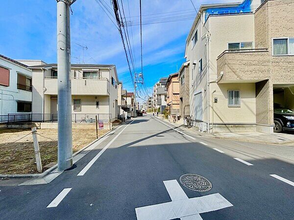 Land for Sale in Katsushika, Tokyo - No Building Conditions - Thumbnail 3