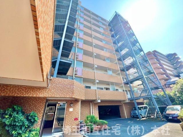 Renovated 3LDK Apartment Near Gamo Station Koshigaya - Thumbnail 4