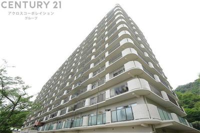 Sun Heights Takarazuka Gogatsudai B 2LDK Apartment for Sale — Image 1, Takarazuka, Hyogo