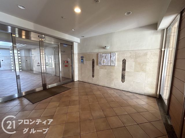 3LDK Apartment for Sale in Ikoma, Nara - 69 sqm - Thumbnail 4