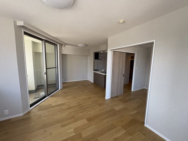 D'Cladia Fukushima 8th Floor 2LDK Apartment for Sale - Thumbnail 3