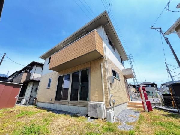 4SLDK Family Home in Utsunomiya with Solar Power System - Image 1