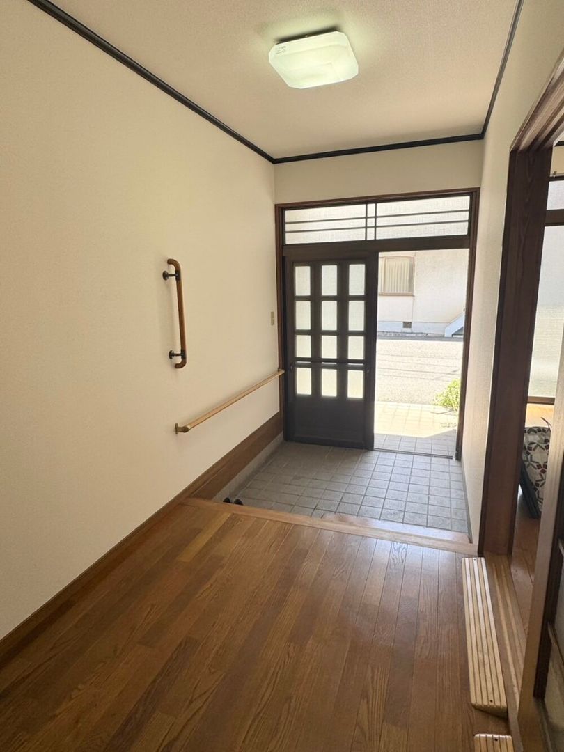 4DK Rental House Near Fukuyama Station, Hiroshima - Thumbnail 2