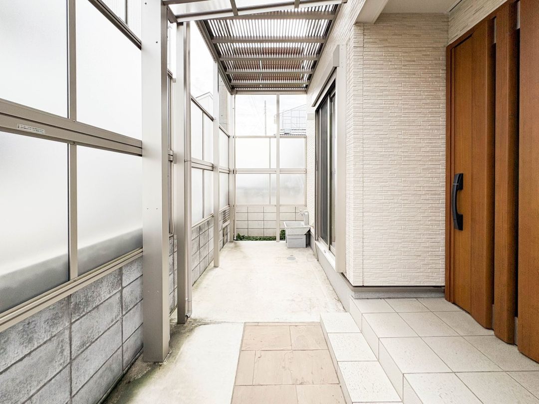 Modern 4K House for Sale in Saitama City's Kita Ward - Thumbnail 4