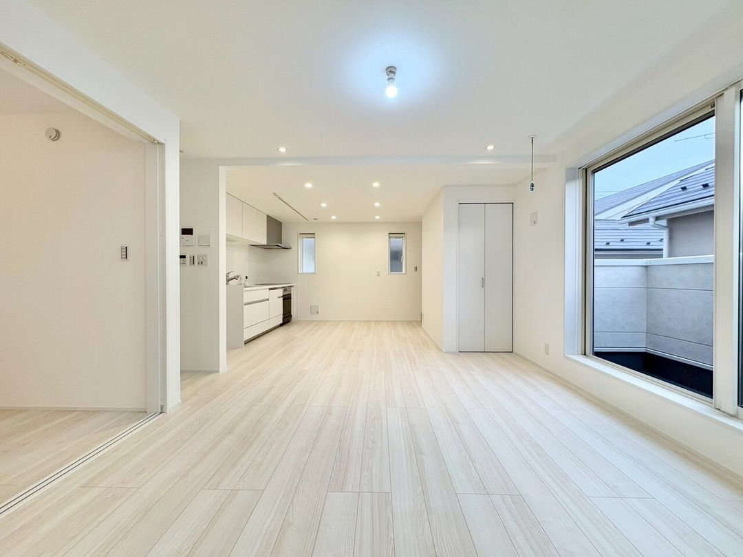 Modern 3LDK House for Sale in Setagaya, Tokyo - Thumbnail 4