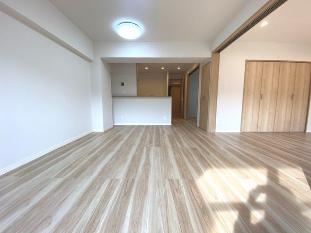 Renovated 3LDK Apartment for Sale in Sendai's Mukaiyama - Thumbnail 2