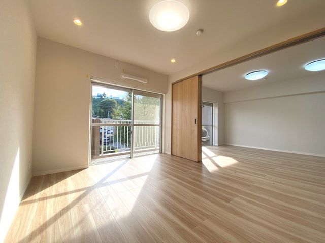 Renovated 3LDK Apartment for Sale in Sendai's Mukaiyama - Thumbnail 3
