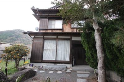 Traditional 8DK House in Uwajima with 190㎡ Living Space — Image 1, Uwajima, Ehime