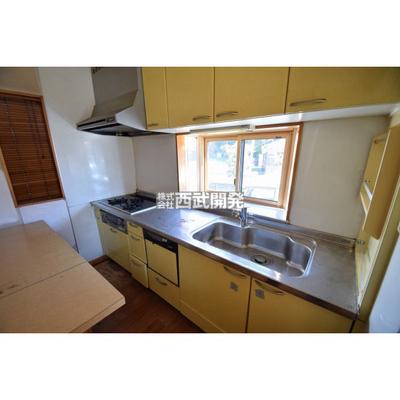 Spacious 4SLDK House with 10 Parking Spaces in Hidaka, Saitama — Image 1, Hidaka, Saitama