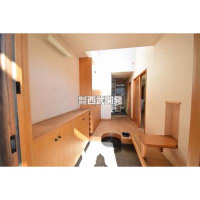 Spacious 4SLDK House with 10 Parking Spaces in Hidaka, Saitama — Image 2, Hidaka, Saitama