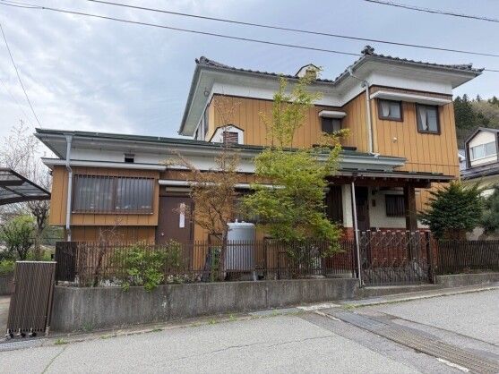 5DK House for Sale in Okaya, Nagano - 139.67 sqm - Thumbnail 2