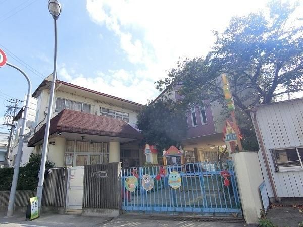 Renovated 4DK Apartment for Sale in Grand Heights Fukushima, Wakayama - Thumbnail 4