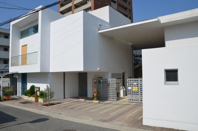 2LDK Apartment near Kitahanada Station, Sakai City - Thumbnail 2