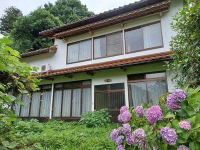 Spacious 6DK House in Kisuki with Garden Space — Image 1, Unnan, Shimane