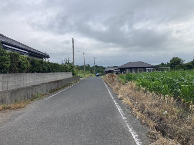 Land for Sale in Kimotsuki District, Kagoshima - 1,749 sqm - Thumbnail 2