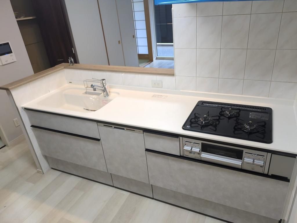 3LDK Apartment for Sale in Toyonaka, Osaka - Garden Flats - Thumbnail 4