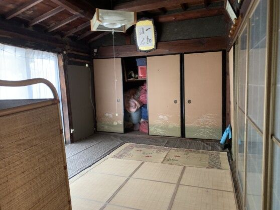 Traditional Kominka with Farmland for Sale in Yamatokoriyama, Nara - Thumbnail 2